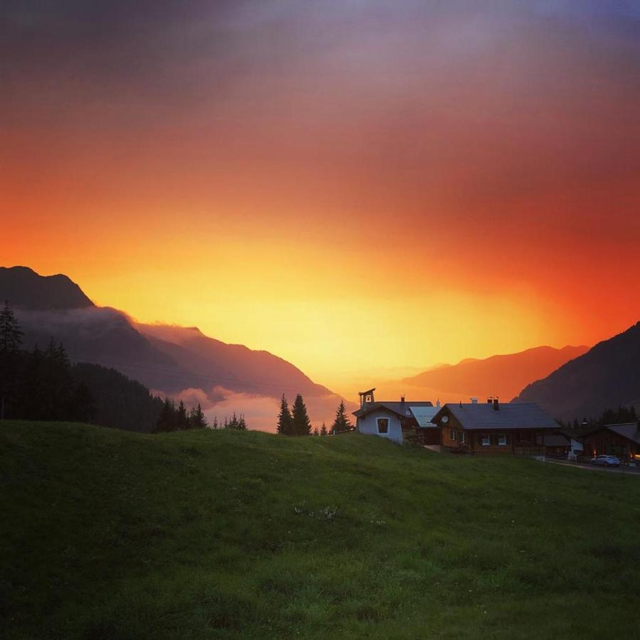 Villa Alpenchalet Garfrescha Sankt Gallenkirch Exterior foto